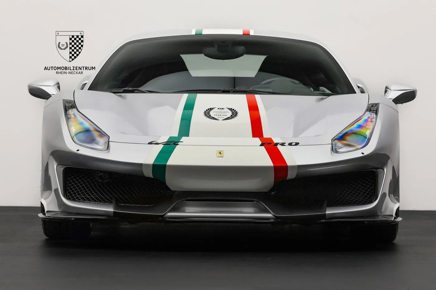 2020 Ferrari 488 Pista angeboten von einem Supersportwagenhändler in Viernheim, Deutschland, Foto 2 von 25