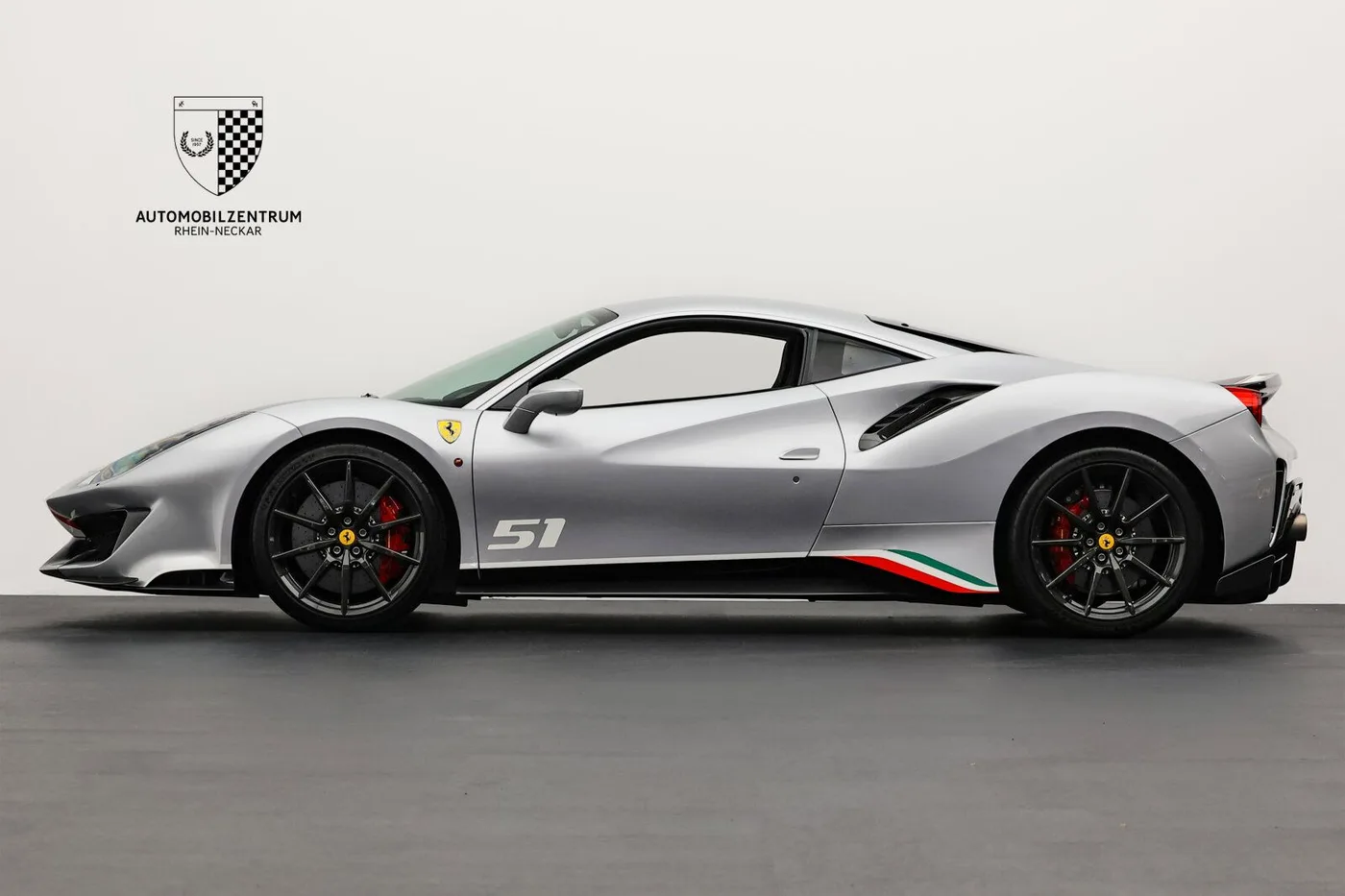 2020 Ferrari 488 Pista angeboten von einem Supersportwagenhändler in Viernheim, Deutschland, Foto 4 von 25