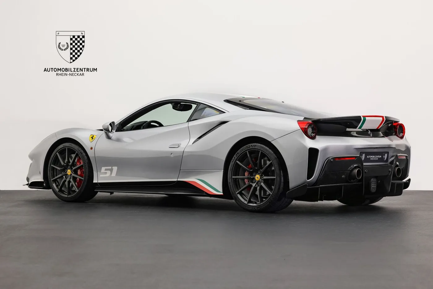 2020 Ferrari 488 Pista angeboten von einem Supersportwagenhändler in Viernheim, Deutschland, Foto 5 von 25