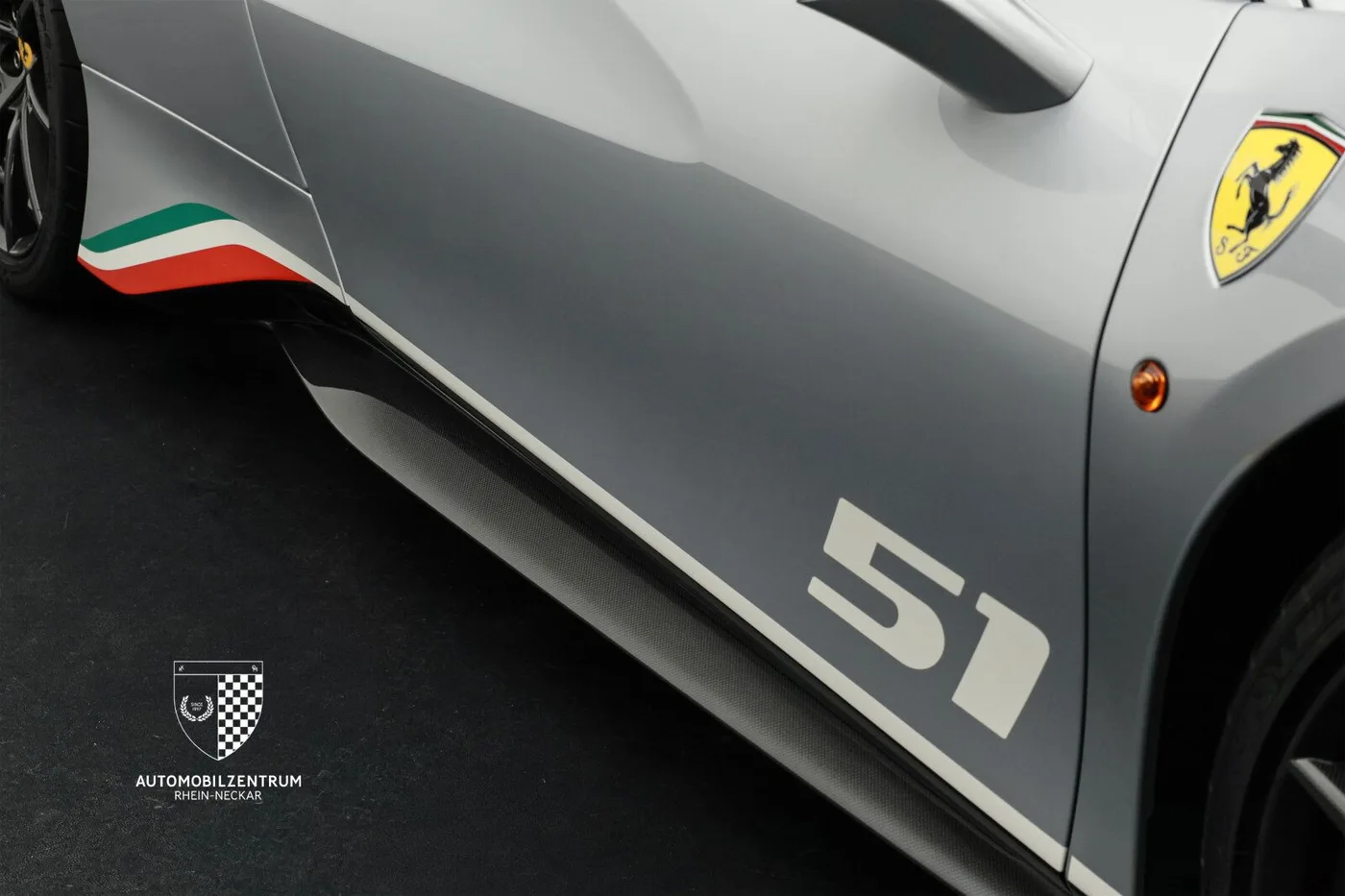 2020 Ferrari 488 Pista angeboten von einem Supersportwagenhändler in Viernheim, Deutschland, Foto 16 von 25