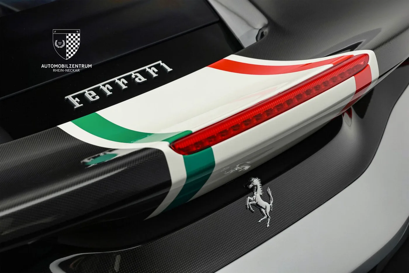 2020 Ferrari 488 Pista angeboten von einem Supersportwagenhändler in Viernheim, Deutschland, Foto 20 von 25