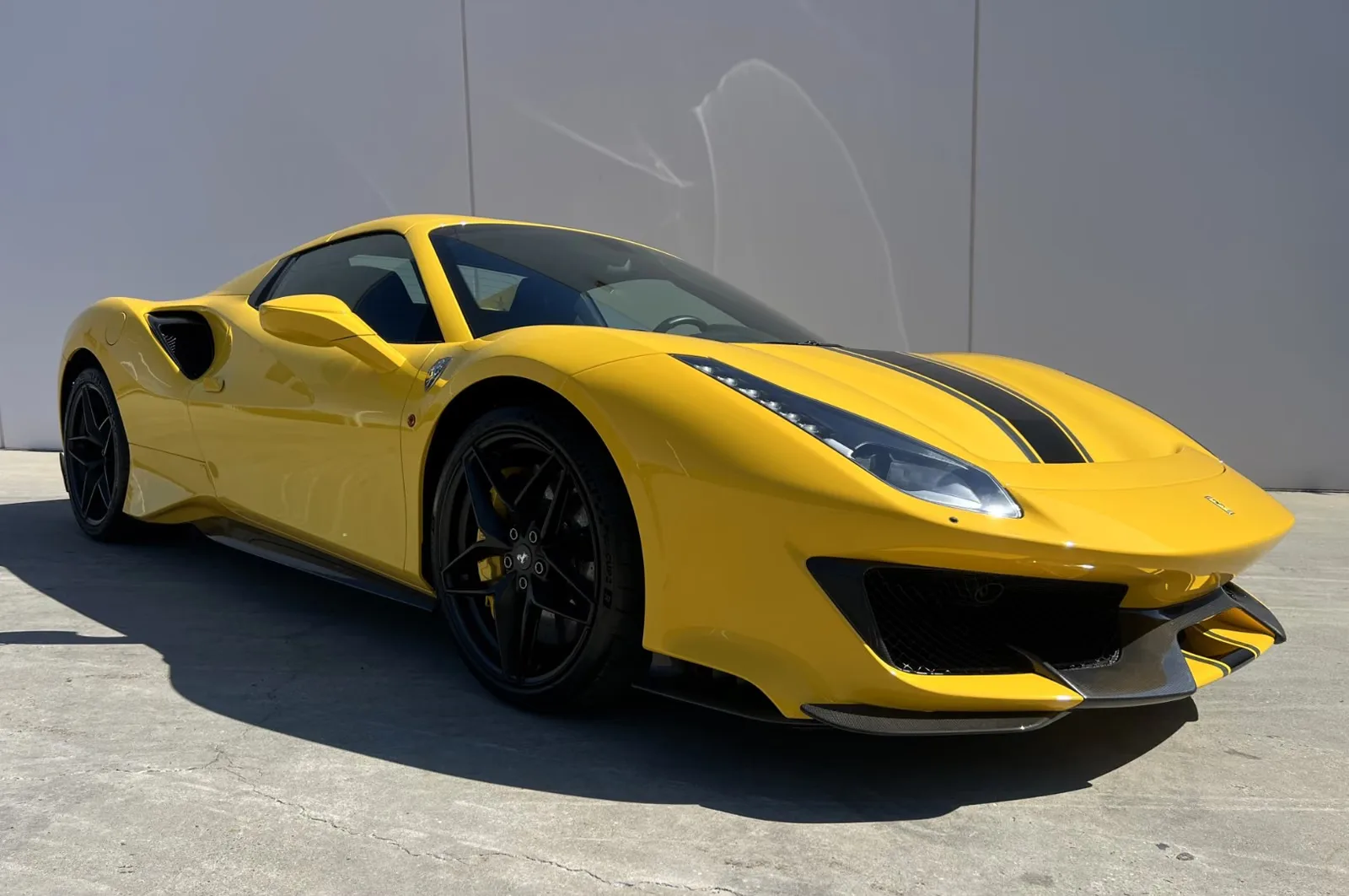 2020 Ferrari 488 Pista Spider, 5/19