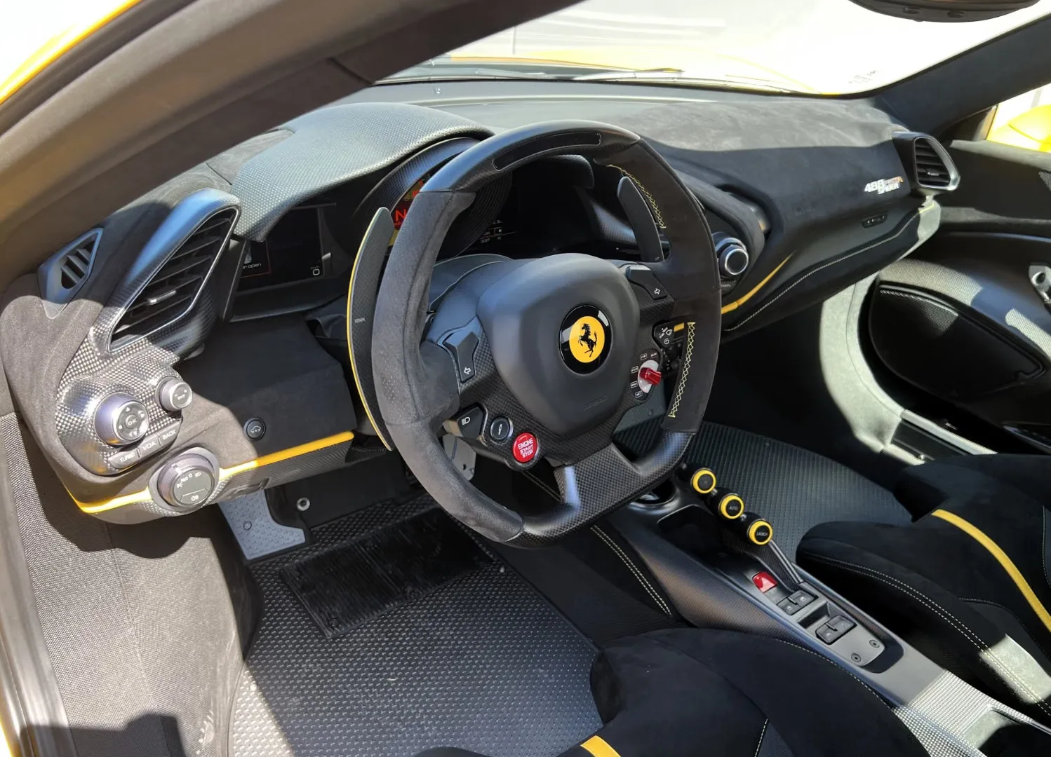 2020 Ferrari 488 Pista Spider, 9/19