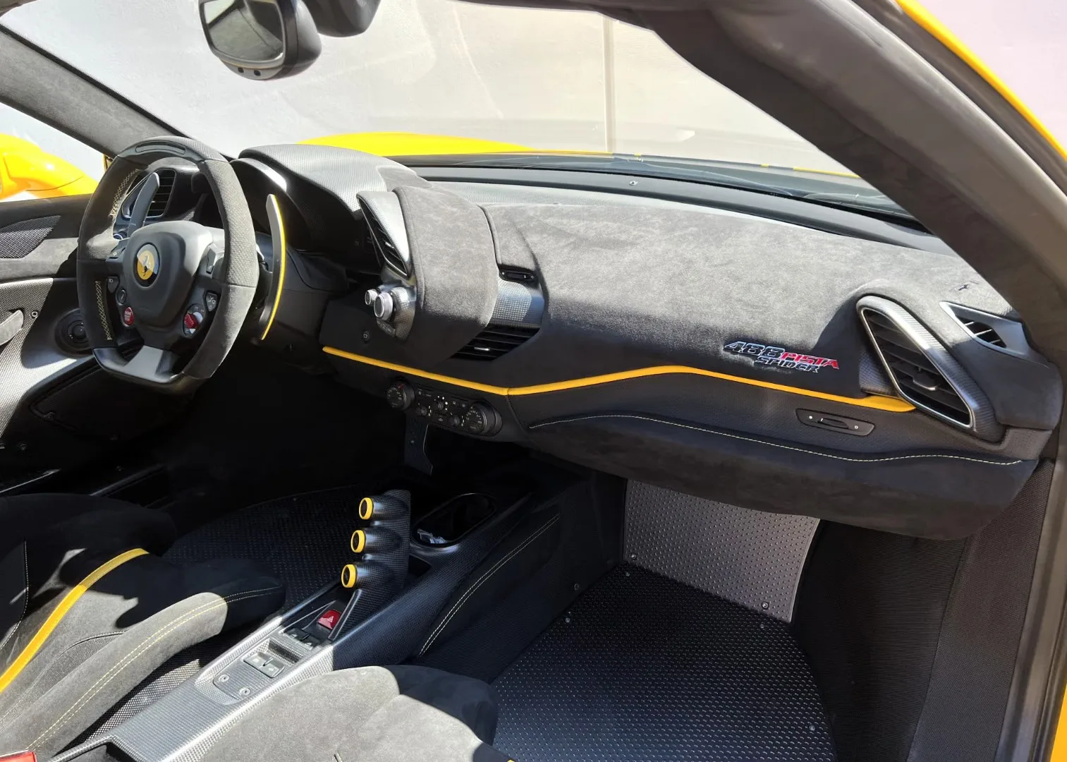 2020 Ferrari 488 Pista Spider, 10/19