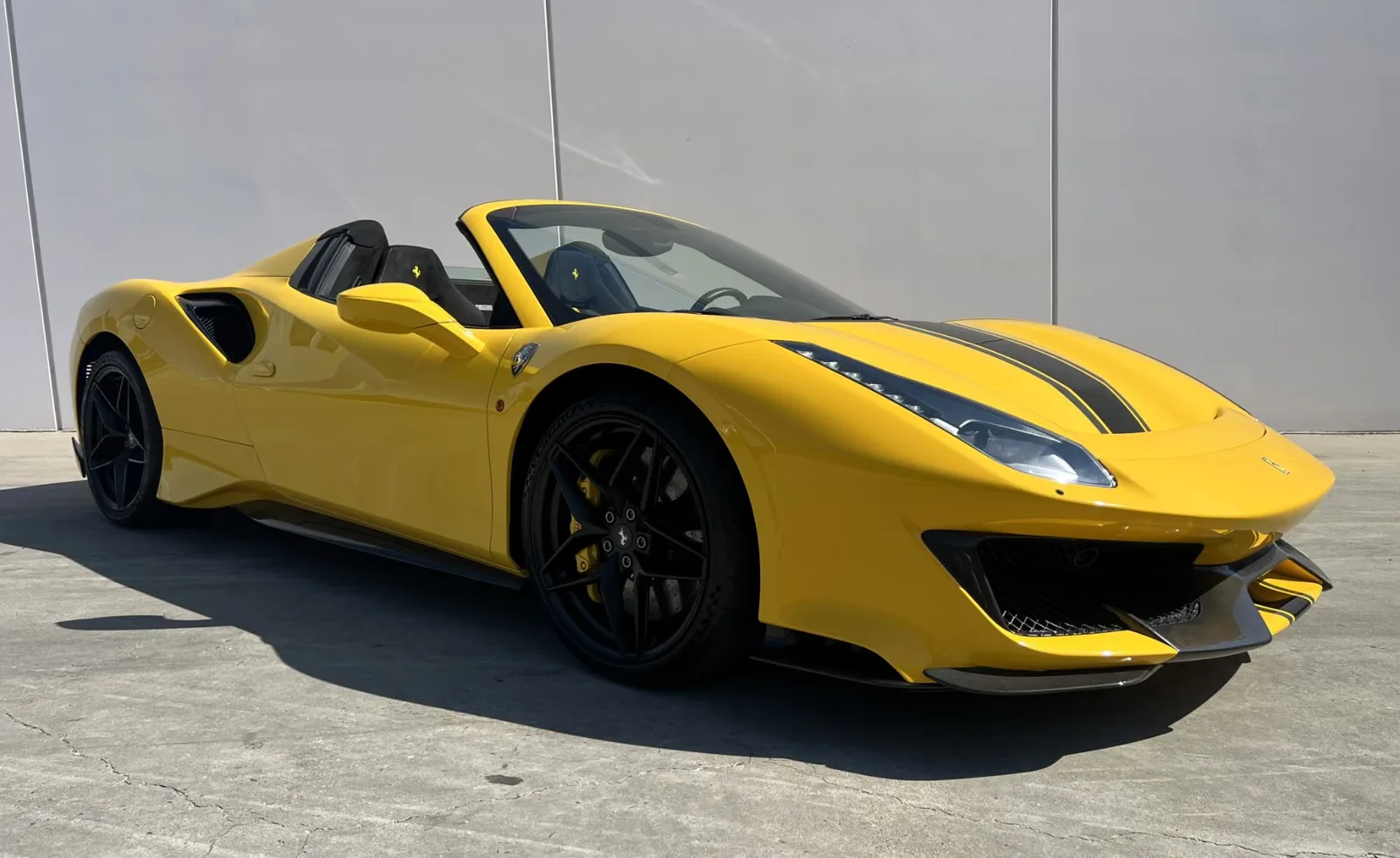 2020 Ferrari 488 Pista Spider, 15/19