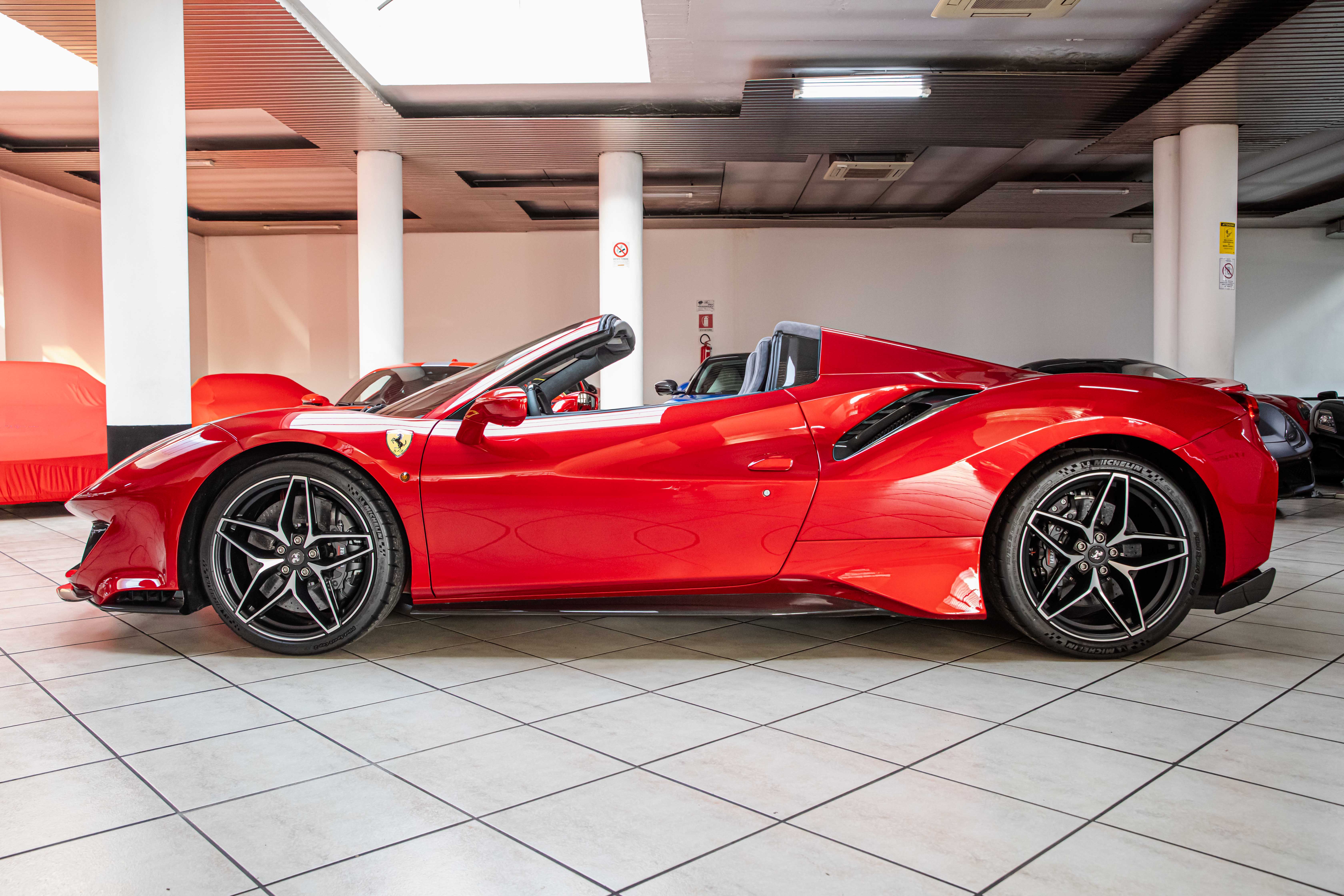 2020 Ferrari 488 Pista Spider offered by a specialist dealer in Milan, Italy, photo 14 of 20