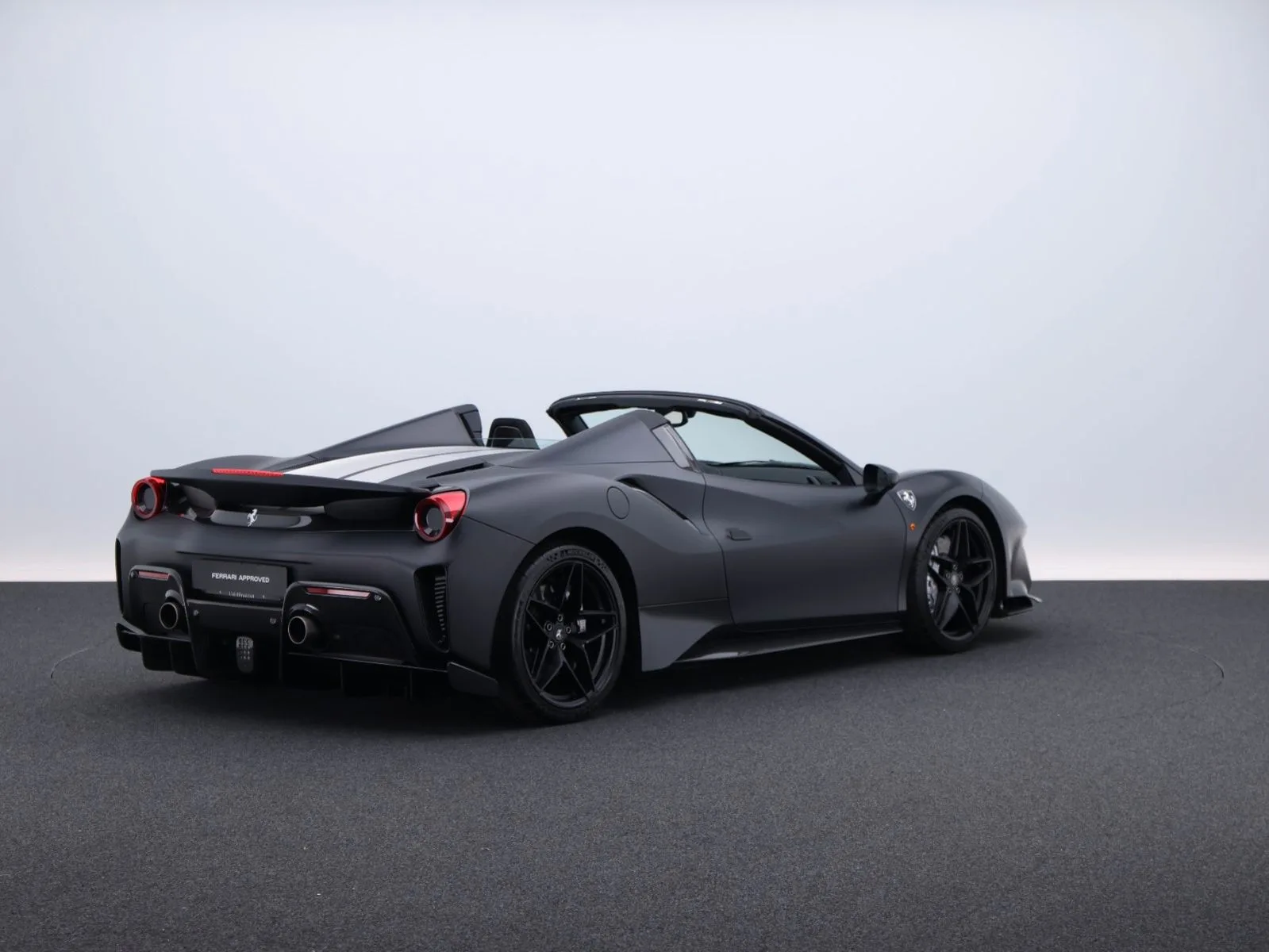 2020 Ferrari 488 Pista Spider, 4/28