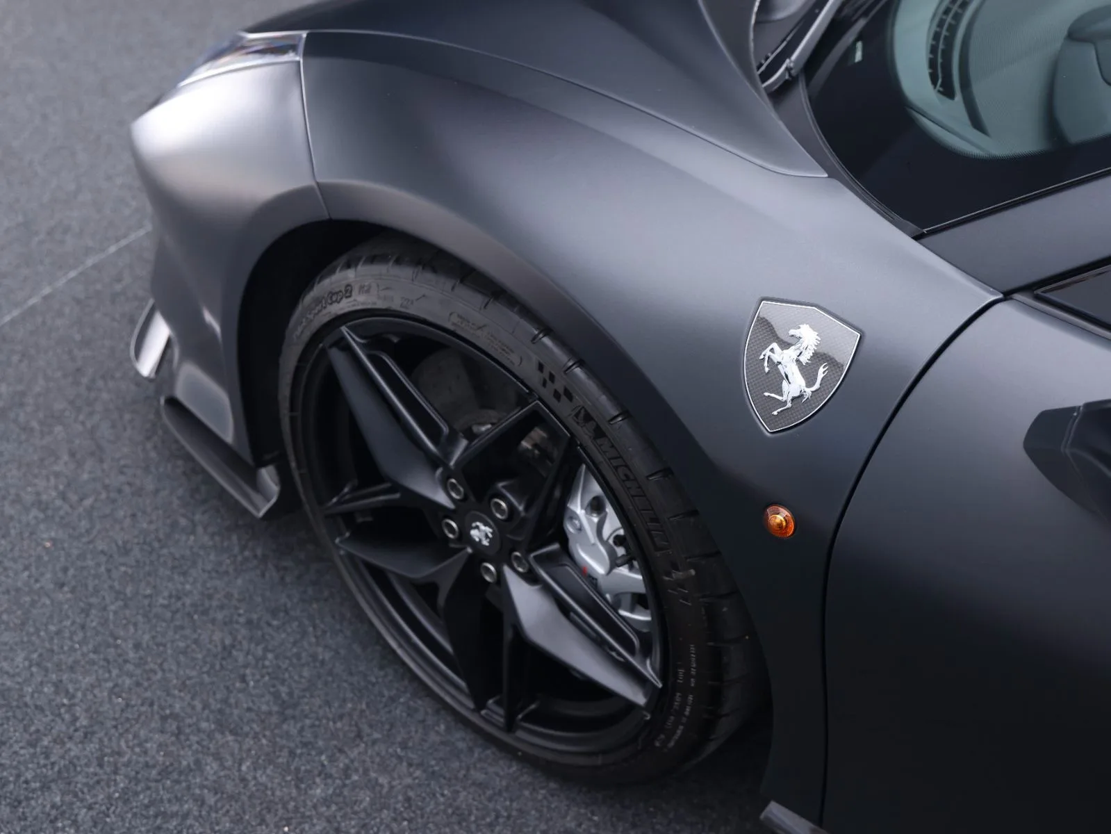 2020 Ferrari 488 Pista Spider, 22/28