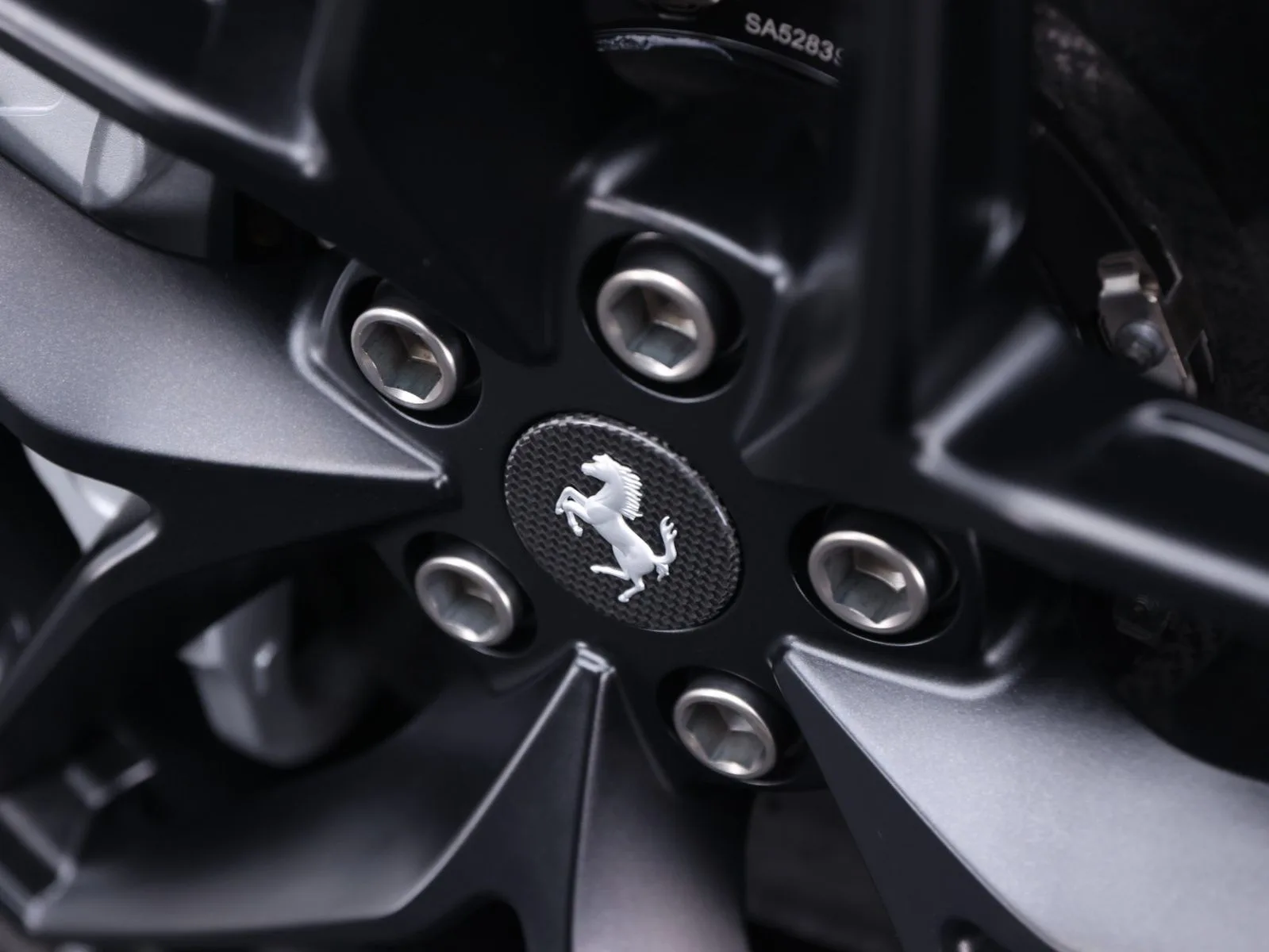 2020 Ferrari 488 Pista Spider, 24/28
