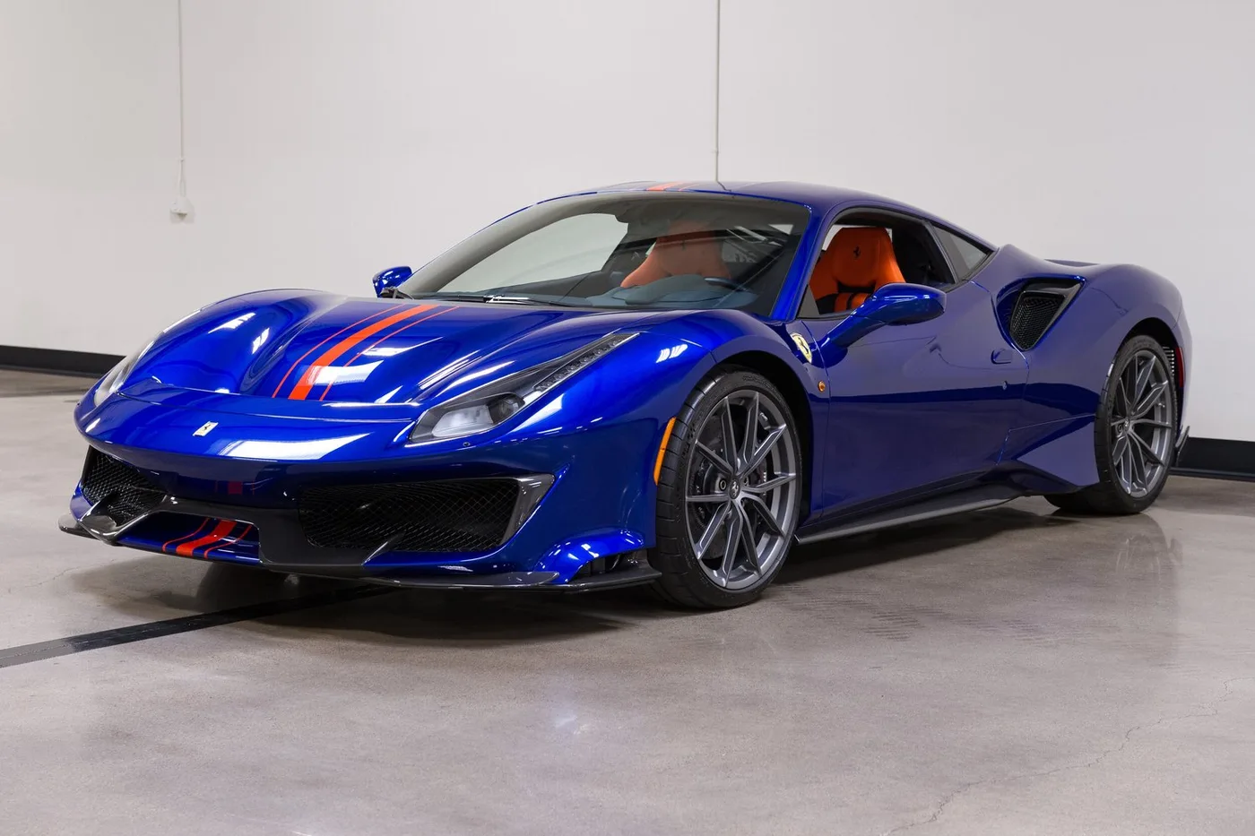 2020 Ferrari 488 Pista vendue par un concessionnaire spécialisé à Costa Mesa, États-Unis, photo 4 sur 15