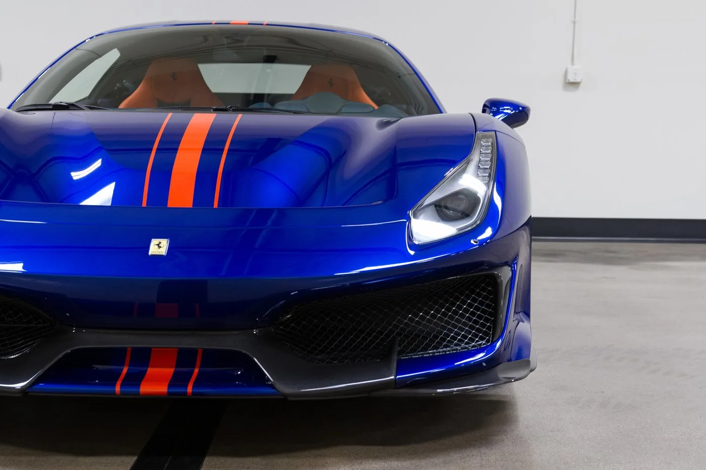 2020 Ferrari 488 Pista vendue par un concessionnaire spécialisé à Costa Mesa, États-Unis, photo 14 sur 15