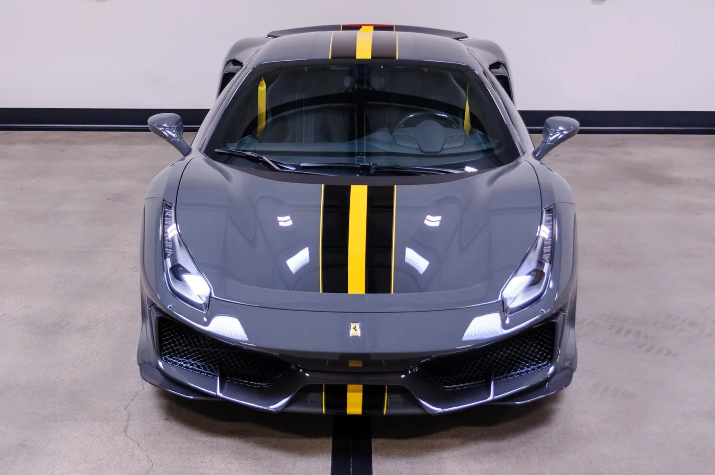 2020 Ferrari 488 Pista vendue par un concessionnaire spécialisé à Costa Mesa, États-Unis, photo 3 sur 15