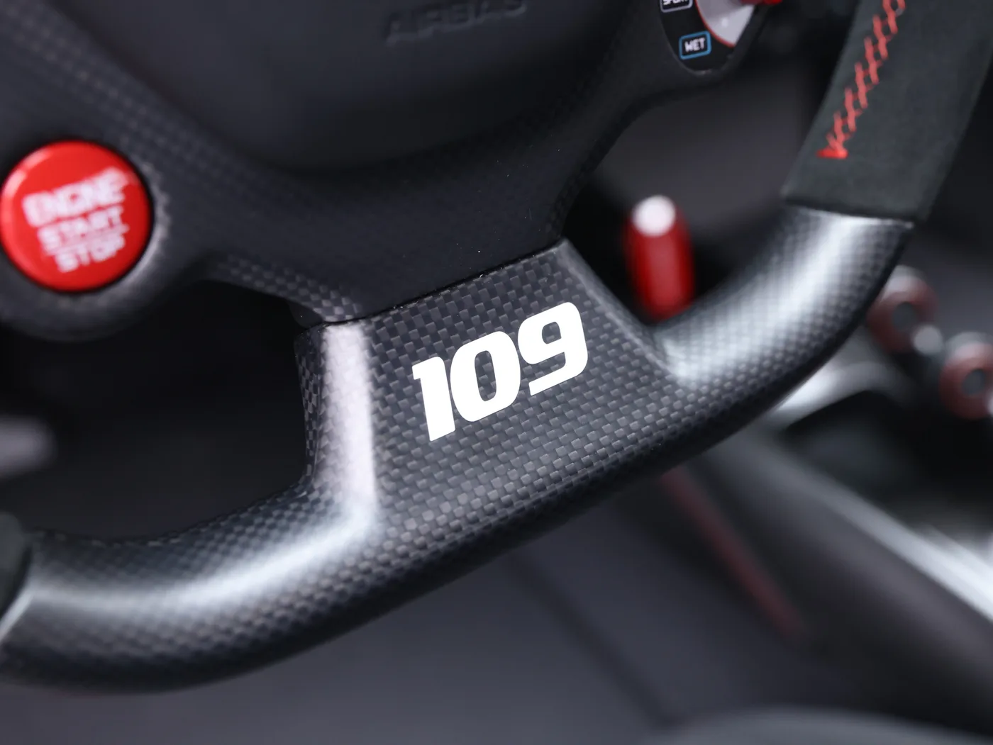 2020 Ferrari 488 Pista angeboten von einem Fachhändler in Frankfurt am Main, Deutschland, Foto 15 von 15