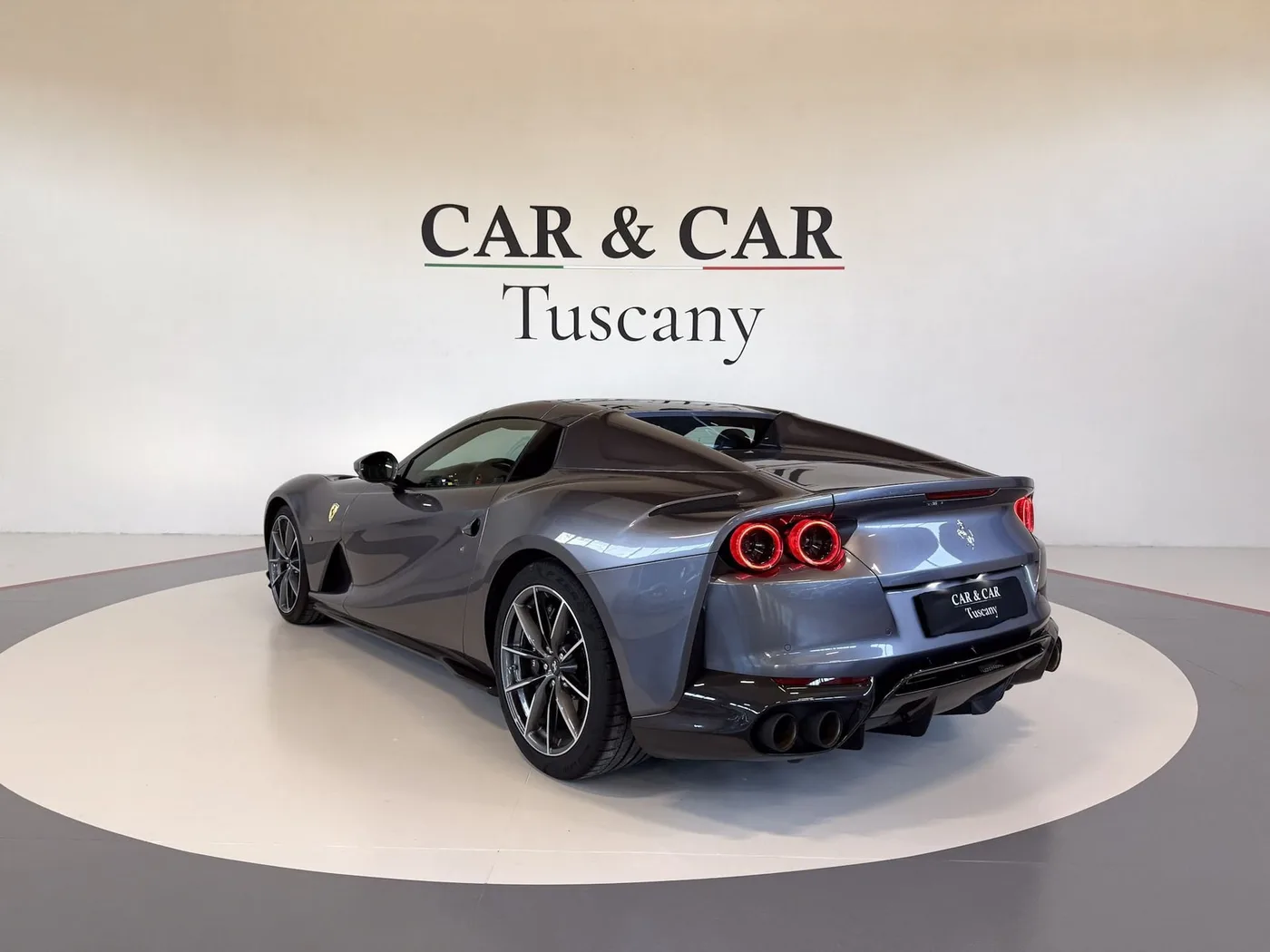 2020 Ferrari 812 GTS offered by a specialist dealer in Lucca, Italy, photo 2 of 17
