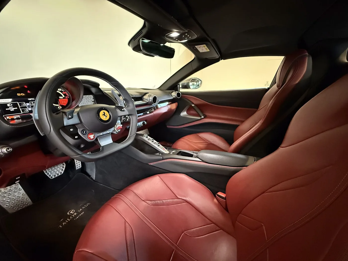 2020 Ferrari 812 GTS offered by a specialist dealer in Lucca, Italy, photo 9 of 17