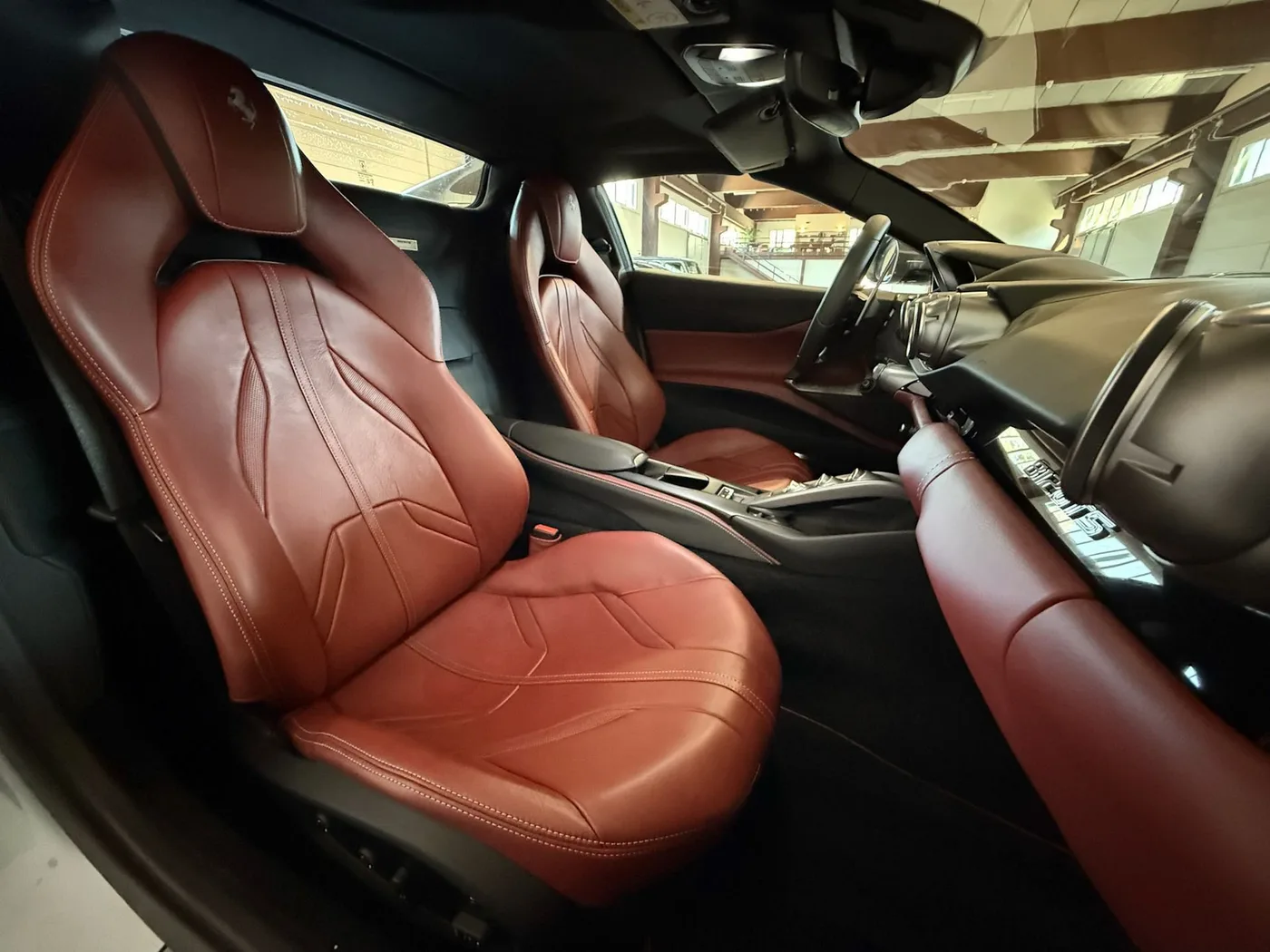 2020 Ferrari 812 GTS offered by a specialist dealer in Lucca, Italy, photo 12 of 17