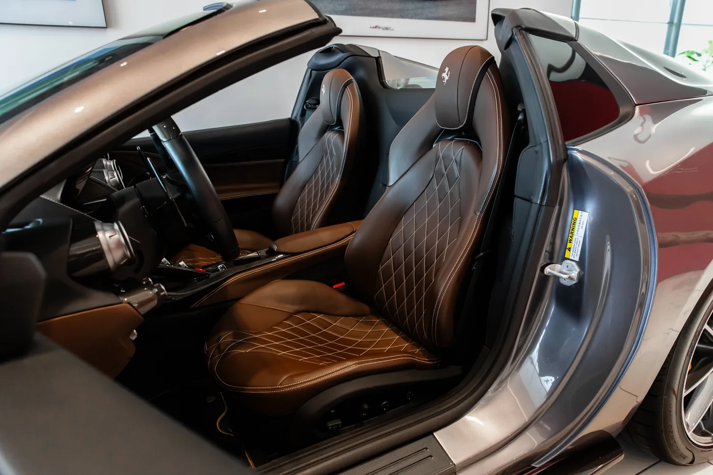 2020 Ferrari 812 GTS angeboten von einem Fachhändler in Hengelo, Niederlande, Foto 6 von 15