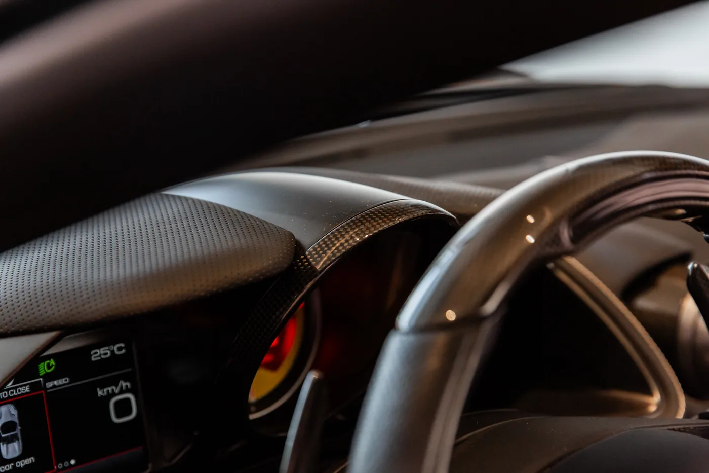2020 Ferrari 812 GTS angeboten von einem Fachhändler in Hengelo, Niederlande, Foto 9 von 15