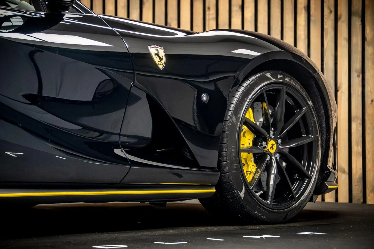 2020 Ferrari 812 GTS, 12/30