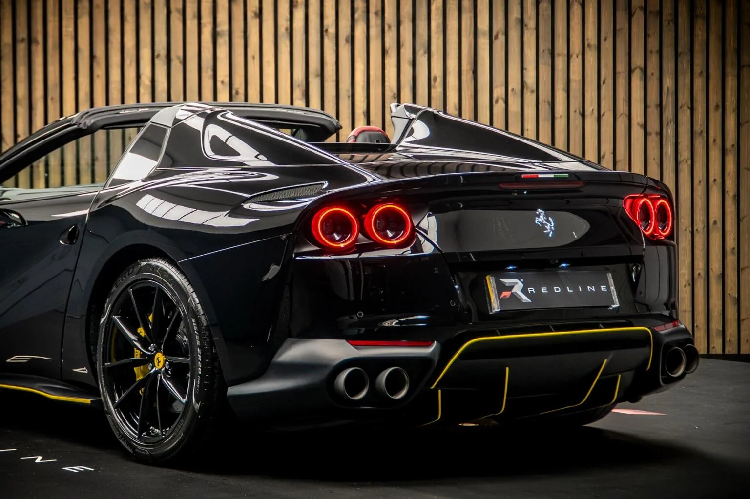 2020 Ferrari 812 GTS, 18/30