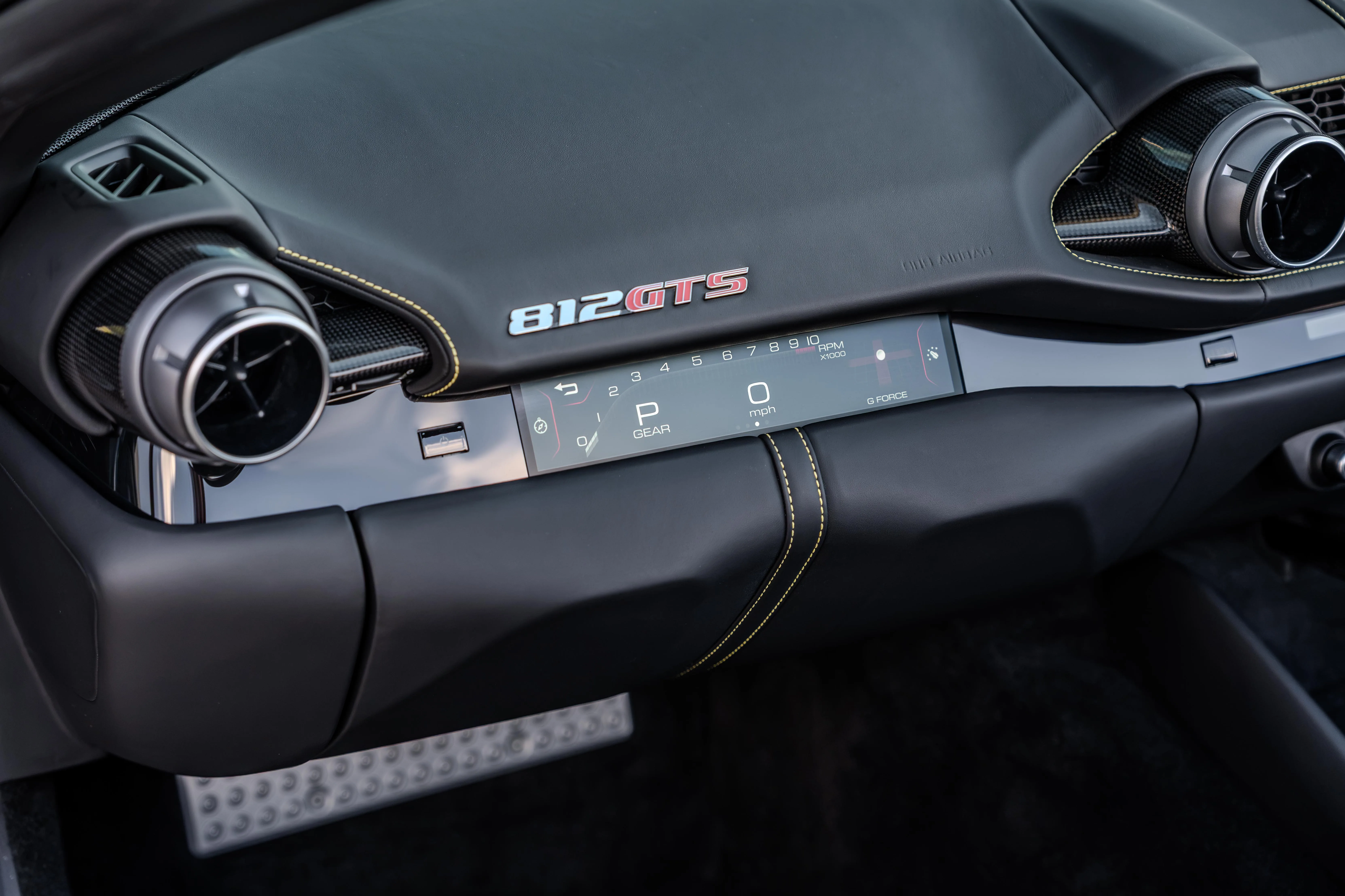 2020 Ferrari 812 GTS, 19/30