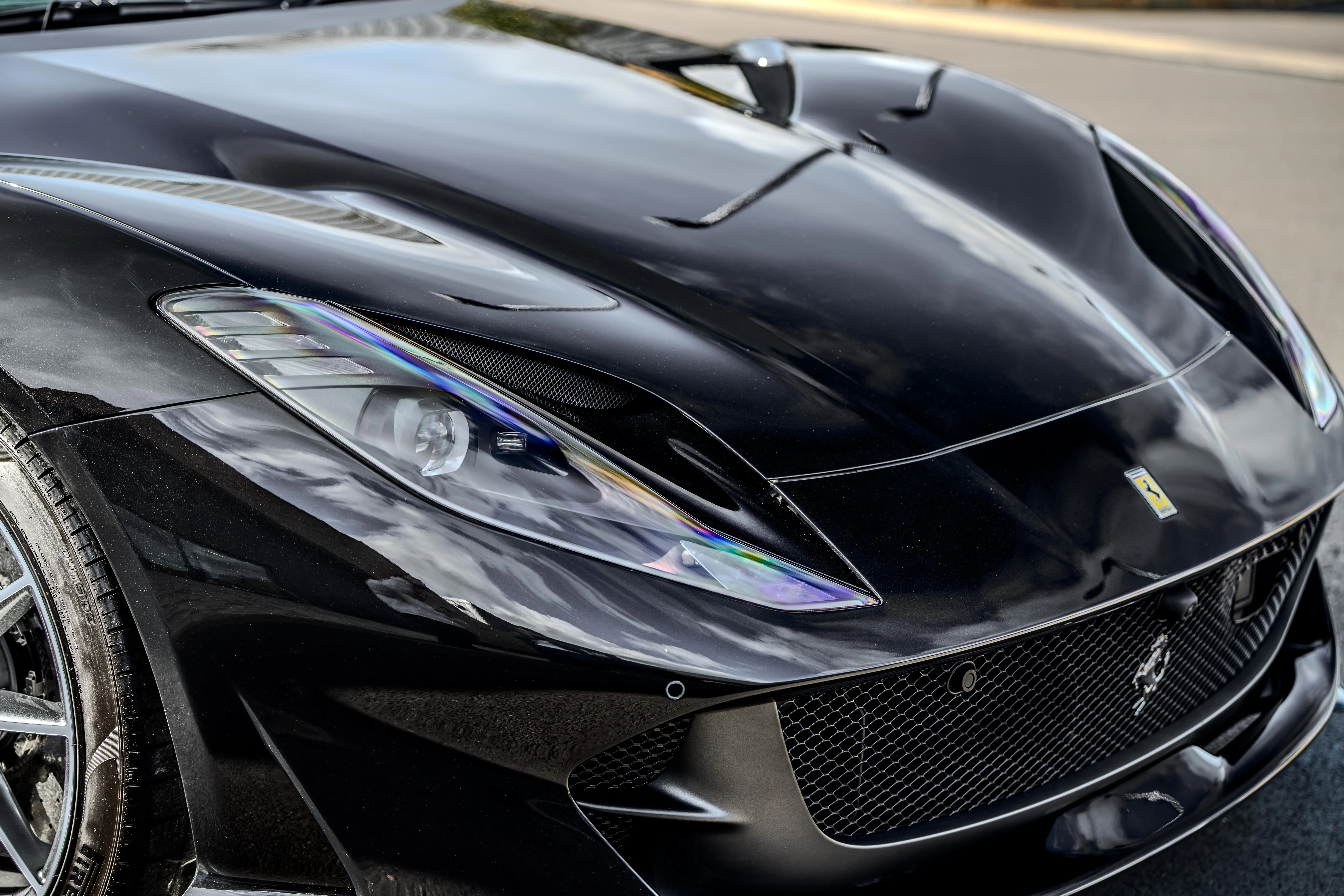 2020 Ferrari 812 GTS, 25/30