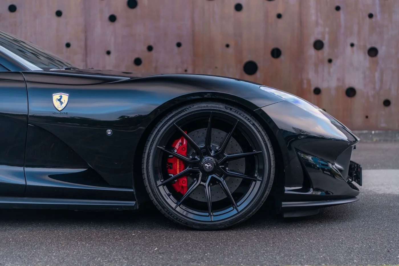 2020 Ferrari 812 GTS angeboten von einem Supersportwagenhändler in Gronau, Deutschland, Foto 9 von 25