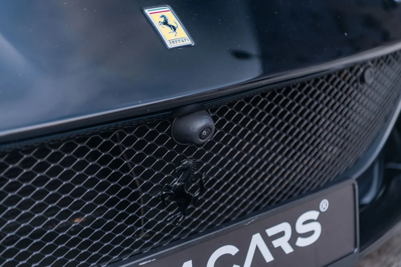 2020 Ferrari 812 GTS angeboten von einem Supersportwagenhändler in Gronau, Deutschland, Foto 12 von 25