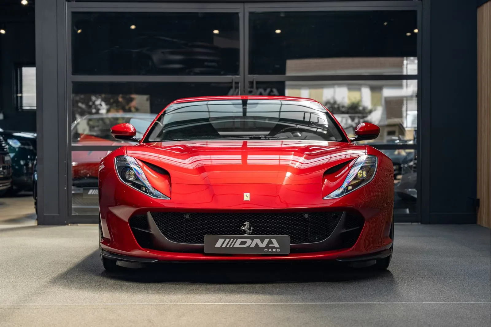2020 Ferrari 812 Superfast, 2/30