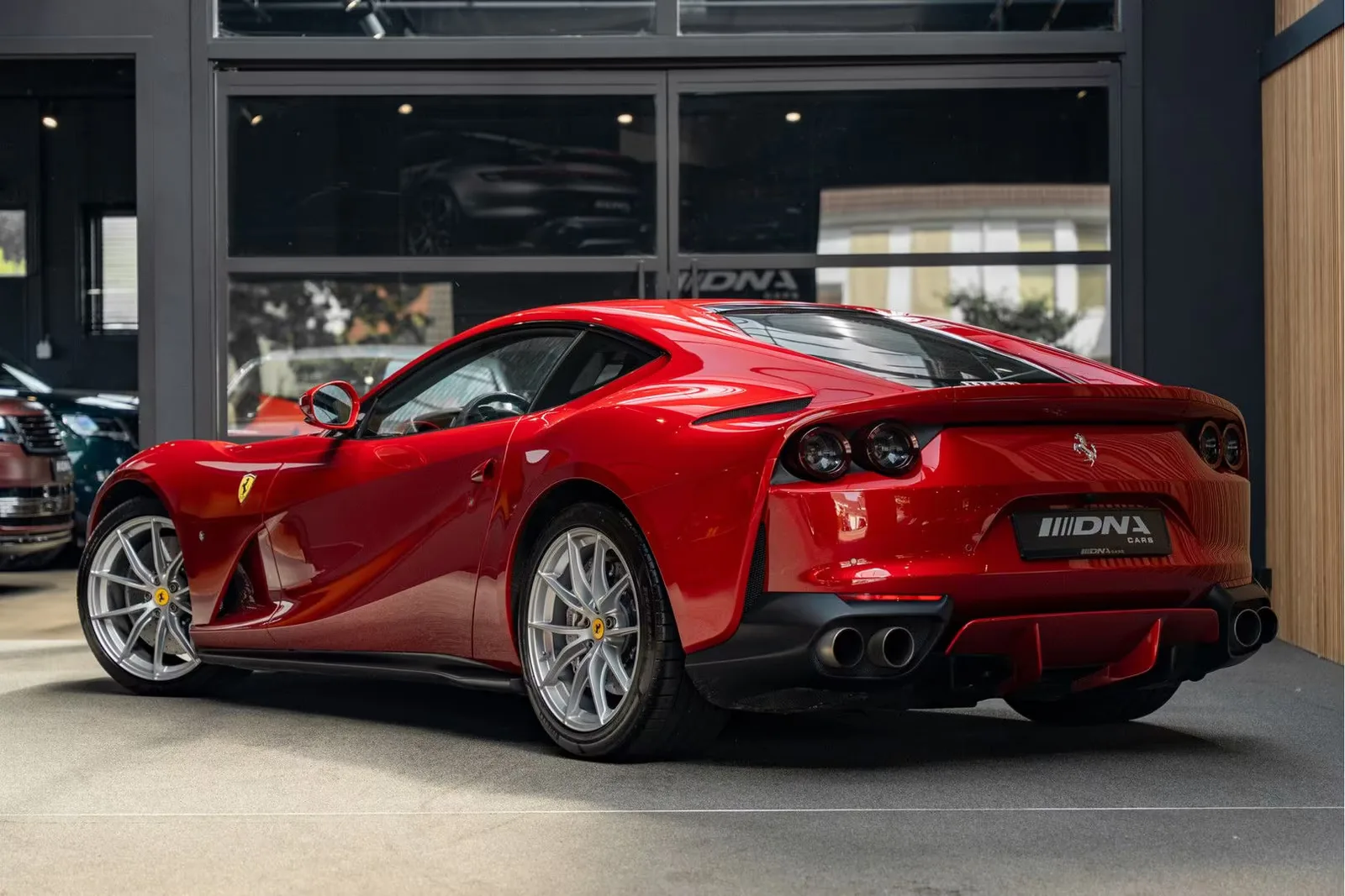 2020 Ferrari 812 Superfast, 5/30