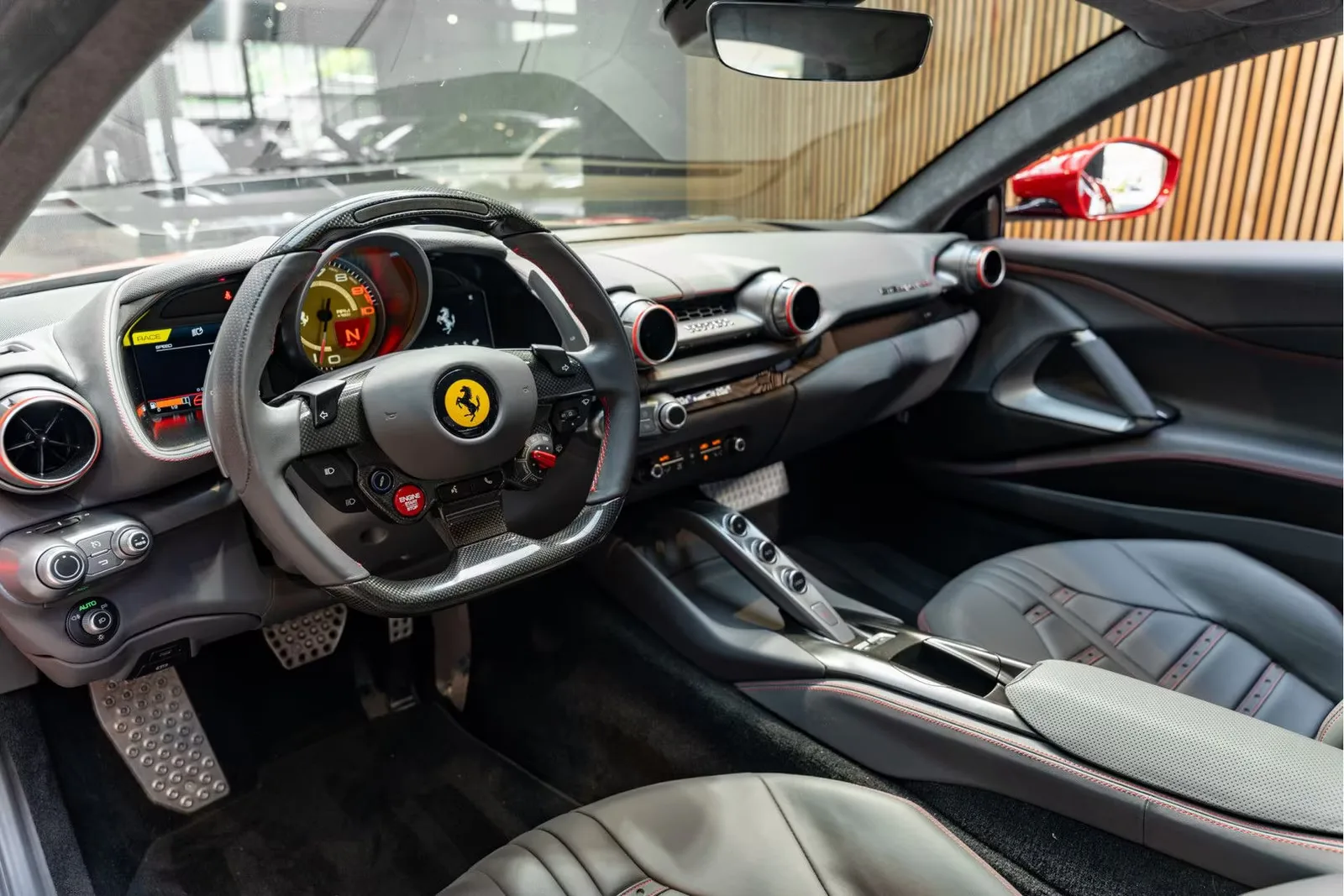 2020 Ferrari 812 Superfast, 6/30