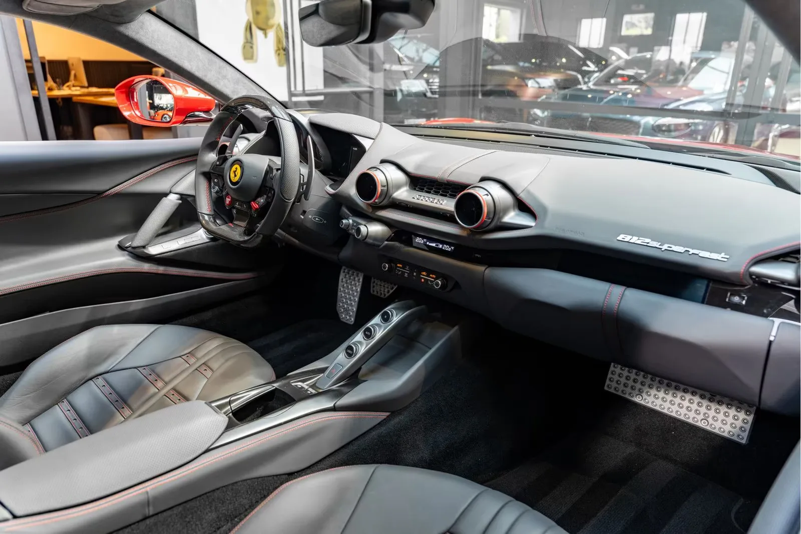 2020 Ferrari 812 Superfast, 8/30