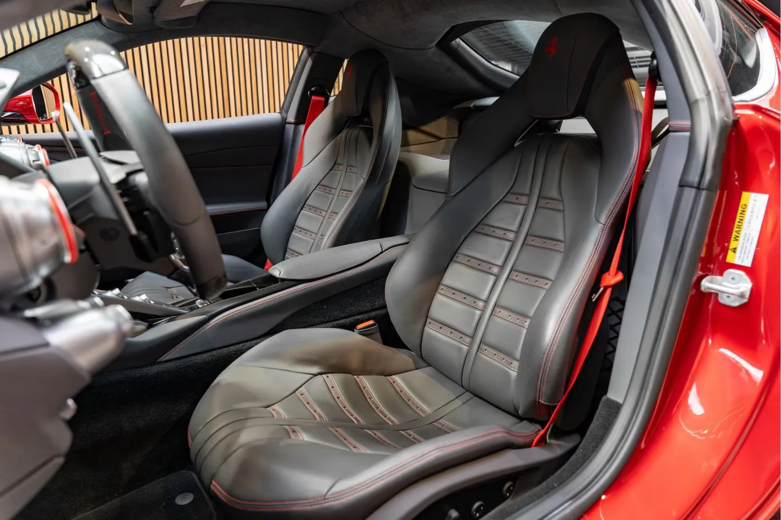 2020 Ferrari 812 Superfast, 9/30