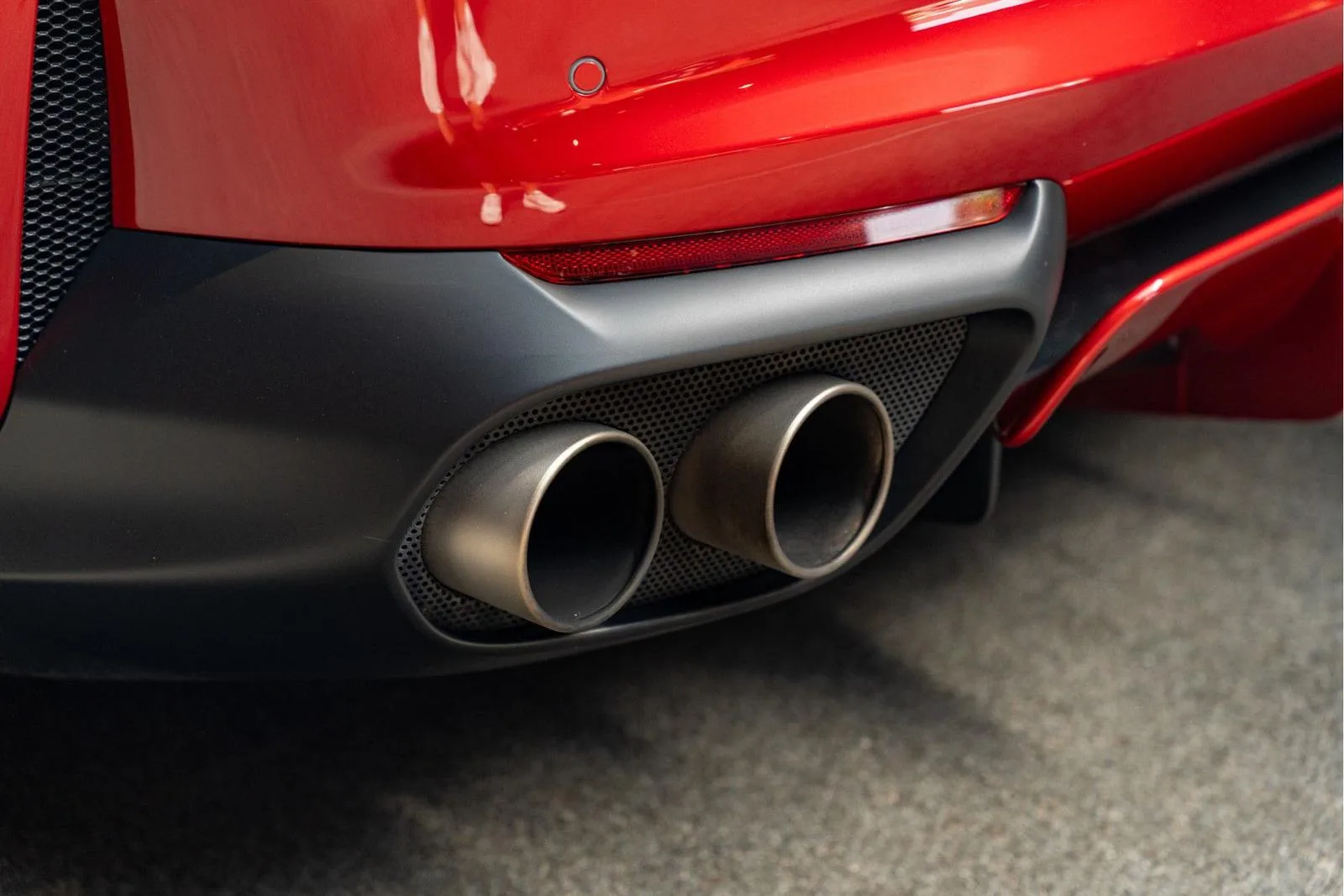 2020 Ferrari 812 Superfast, 18/30