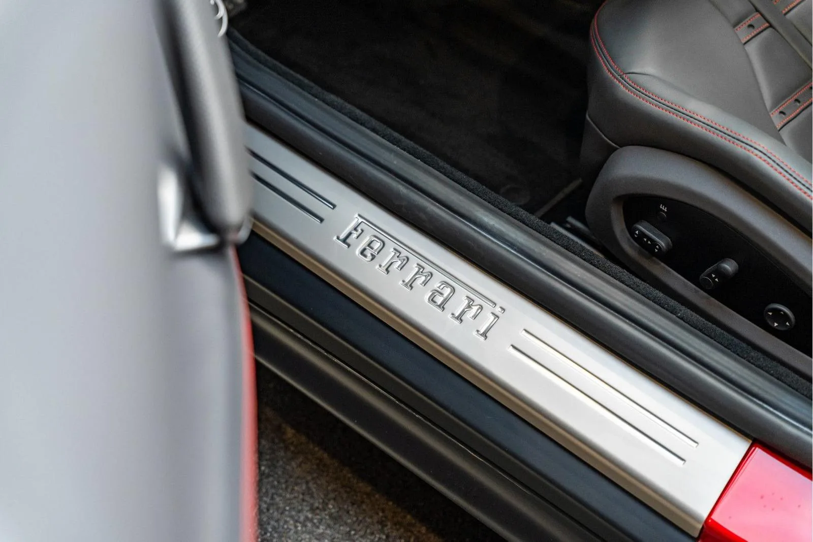 2020 Ferrari 812 Superfast, 28/30