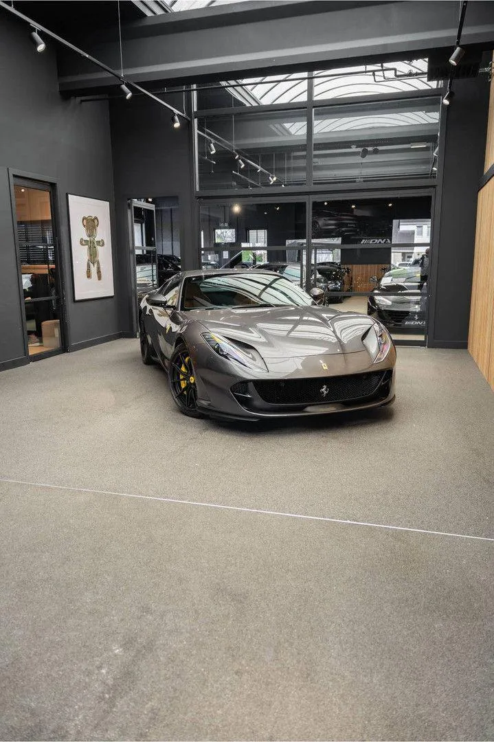 2020 Ferrari 812 Superfast, 15/30