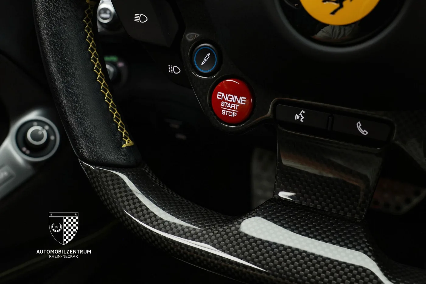 2020 Ferrari 812 Superfast angeboten von einem Supersportwagenhändler in Viernheim, Deutschland, Foto 21 von 25