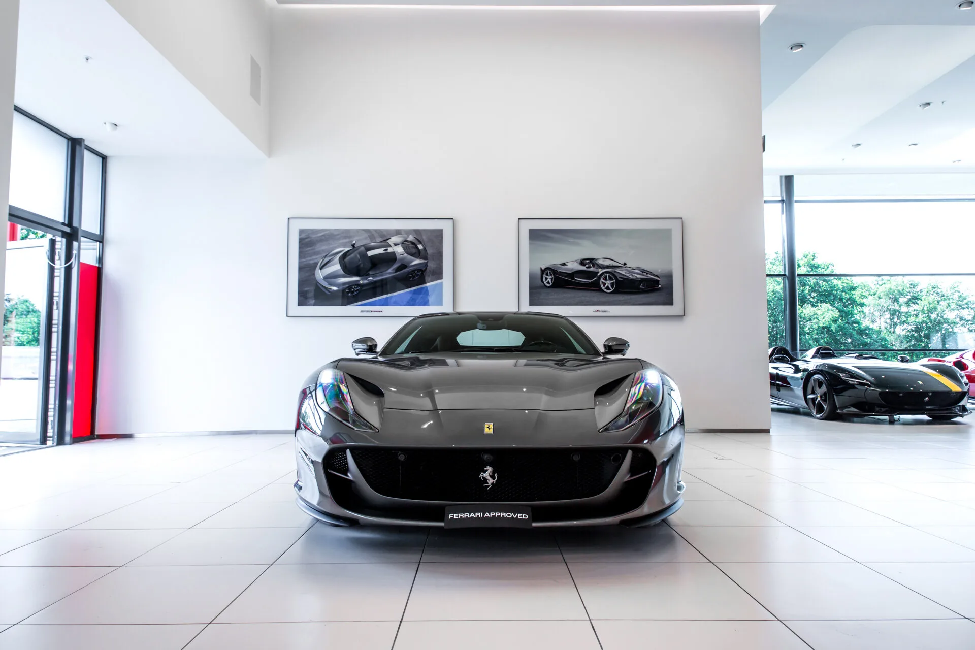 2020 Ferrari 812 Superfast, 16/30