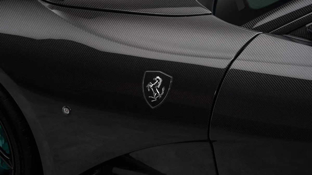 2020 Ferrari 812 Superfast offered by a specialist dealer in Dubai, United Arab Emirates, photo 8 of 25