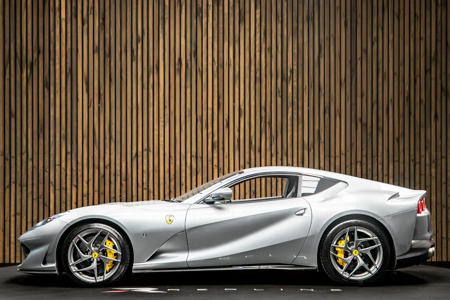 2020 Ferrari 812 Superfast, 7/30