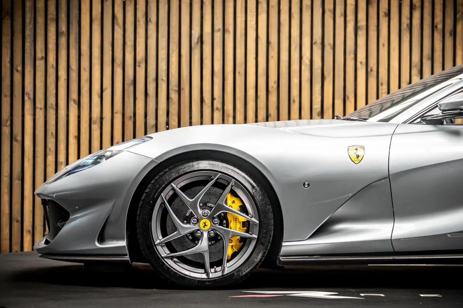 2020 Ferrari 812 Superfast, 8/30