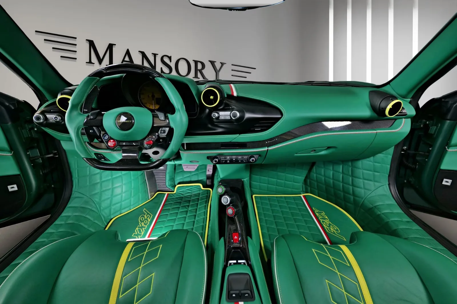 2020 Ferrari F8 Spider MANSORY F8XX, 18/23