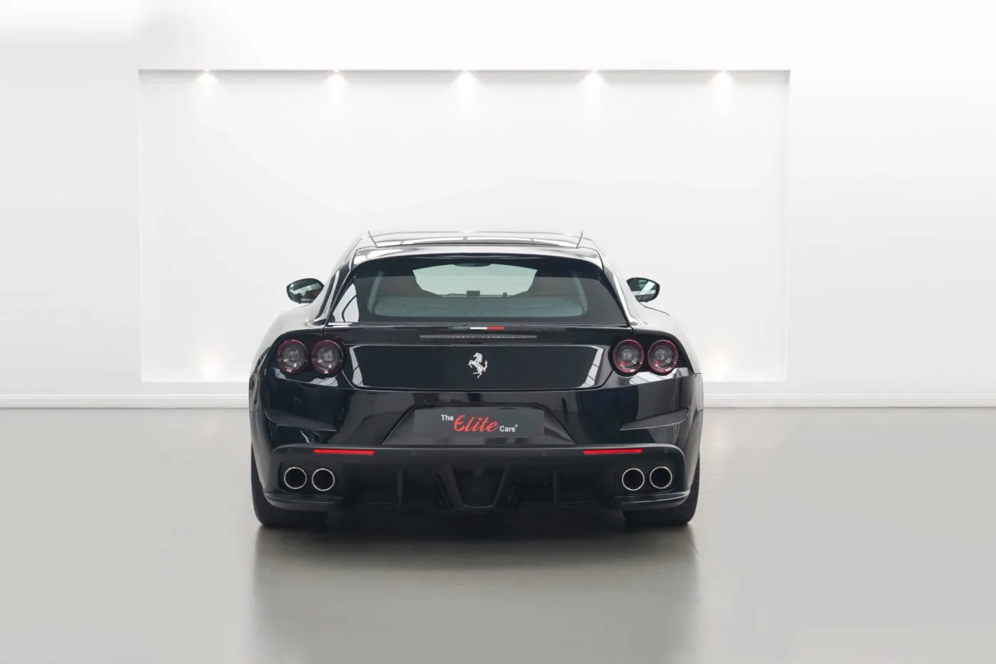2020 Ferrari GTC4Lusso T offered by a specialist dealer in Dubai, United Arab Emirates, photo 4 of 10