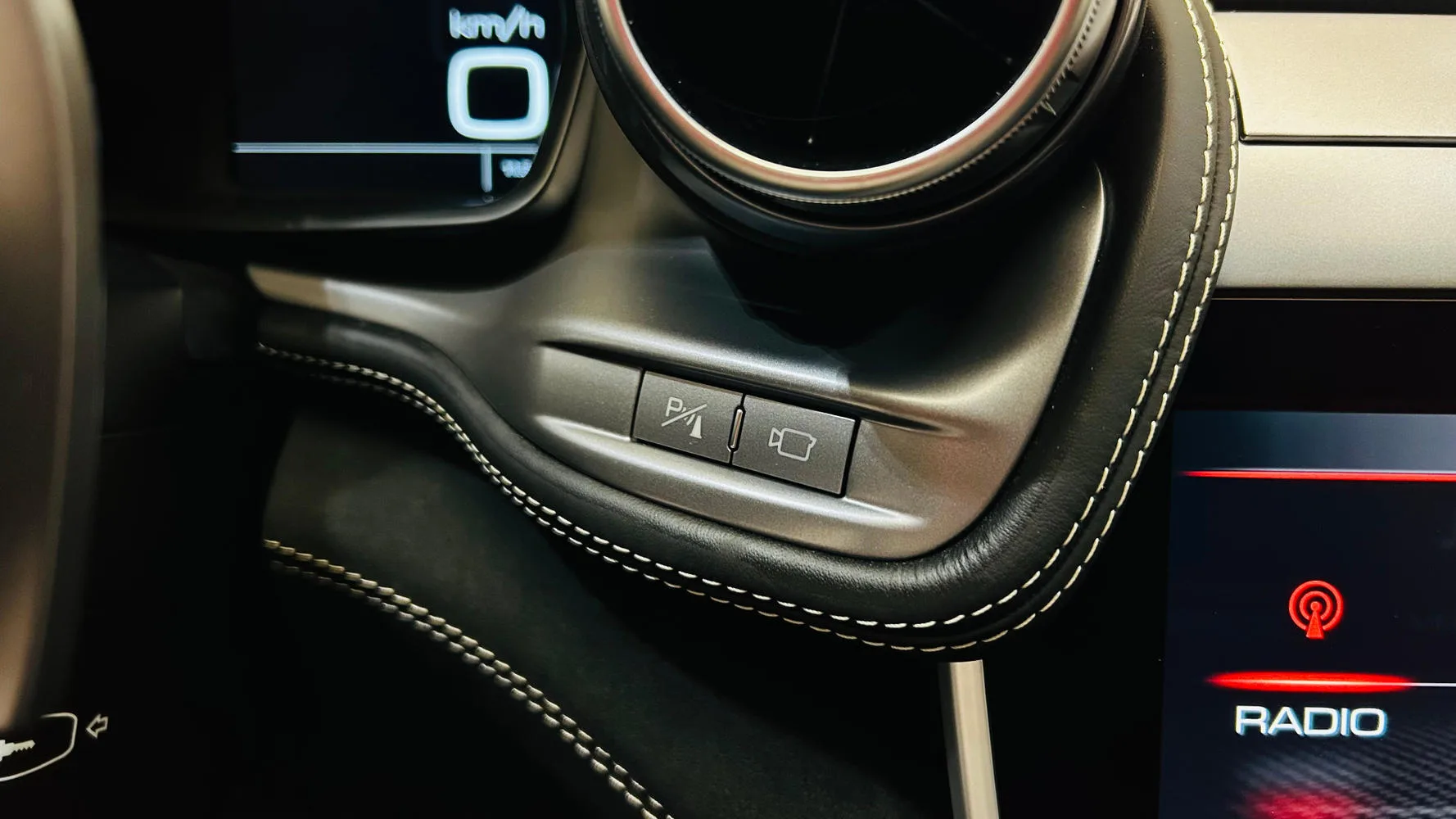 2020 Ferrari GTC4Lusso, 24/30
