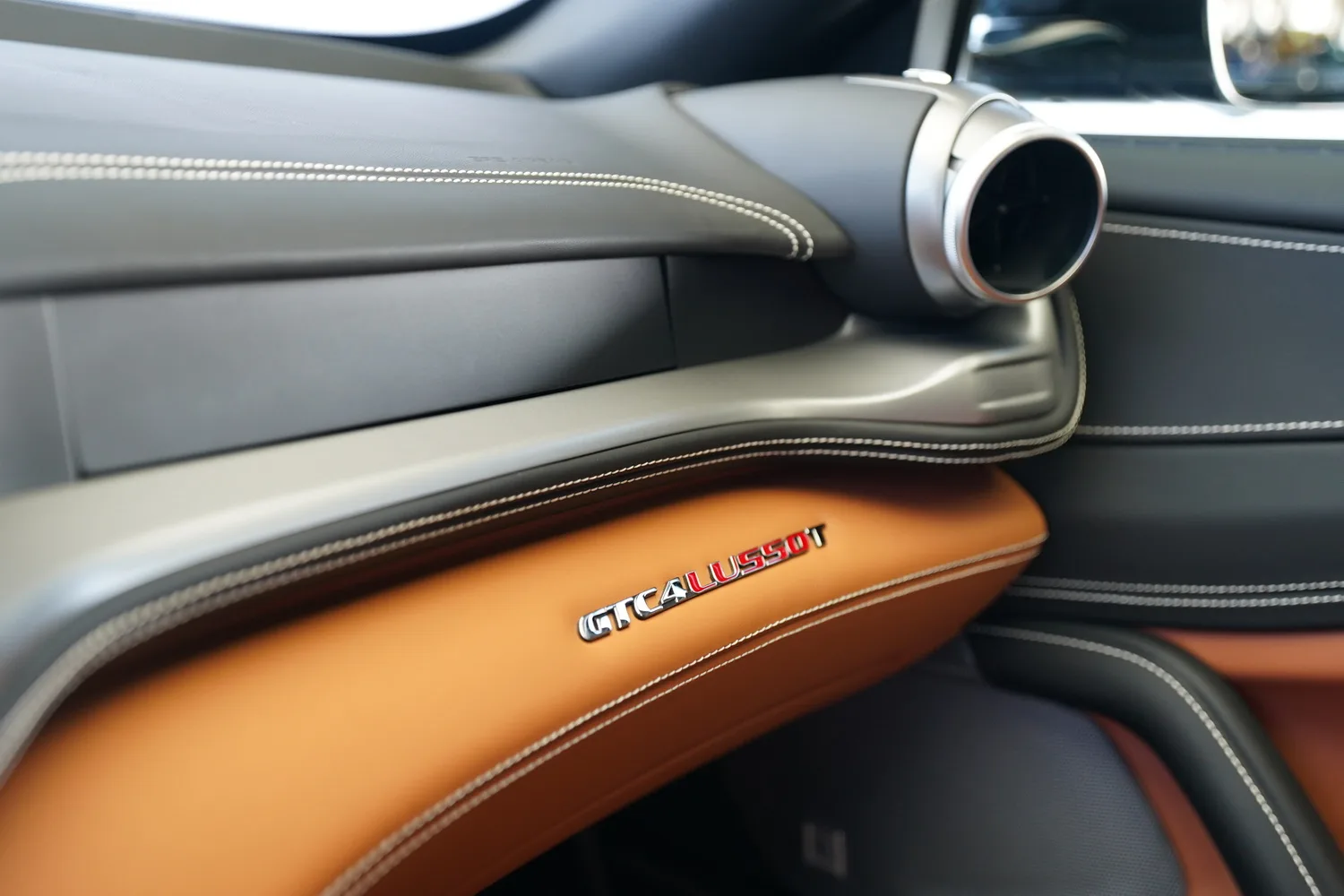 2020 Ferrari GTC4Lusso T, 3/15