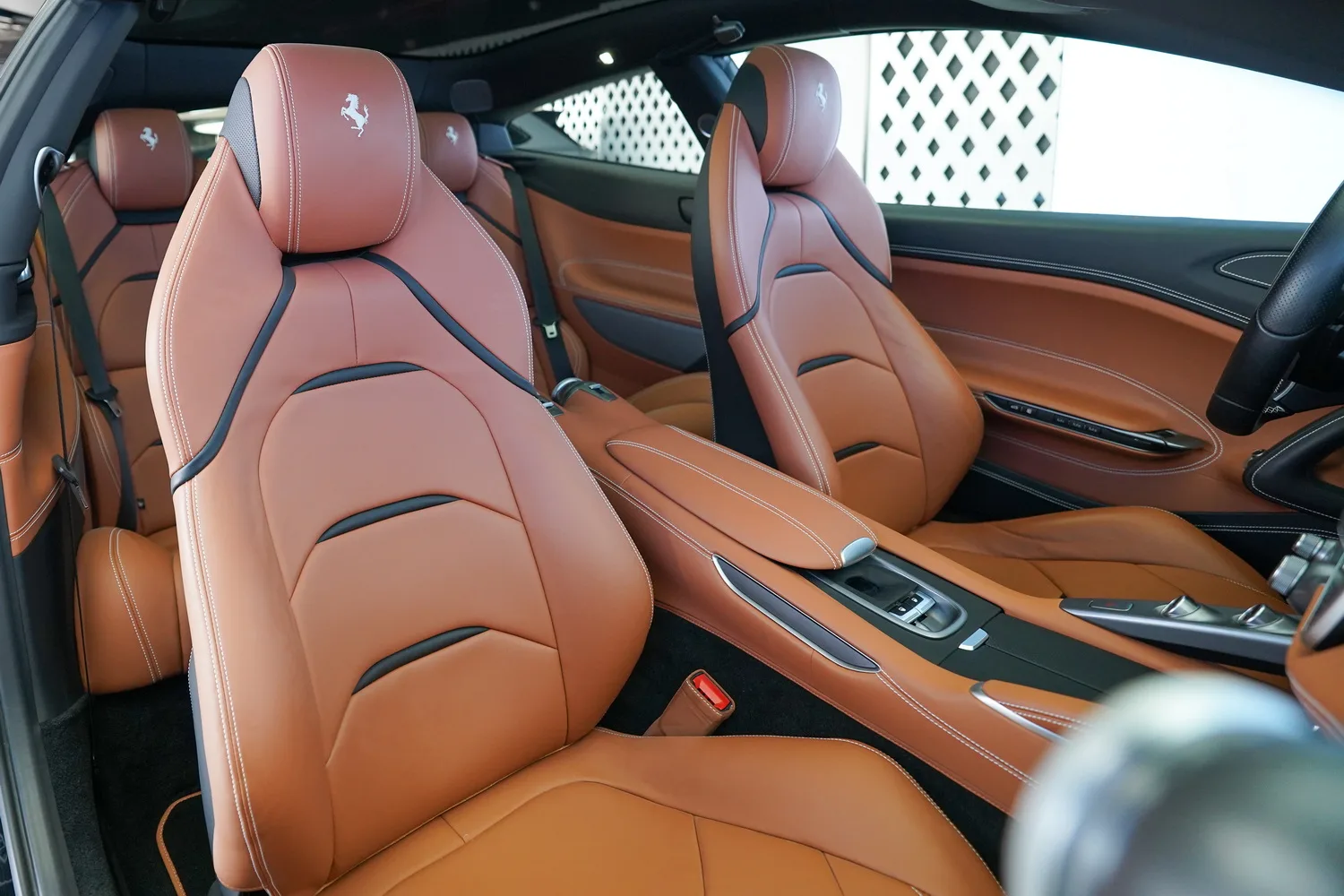 2020 Ferrari GTC4Lusso T, 9/15