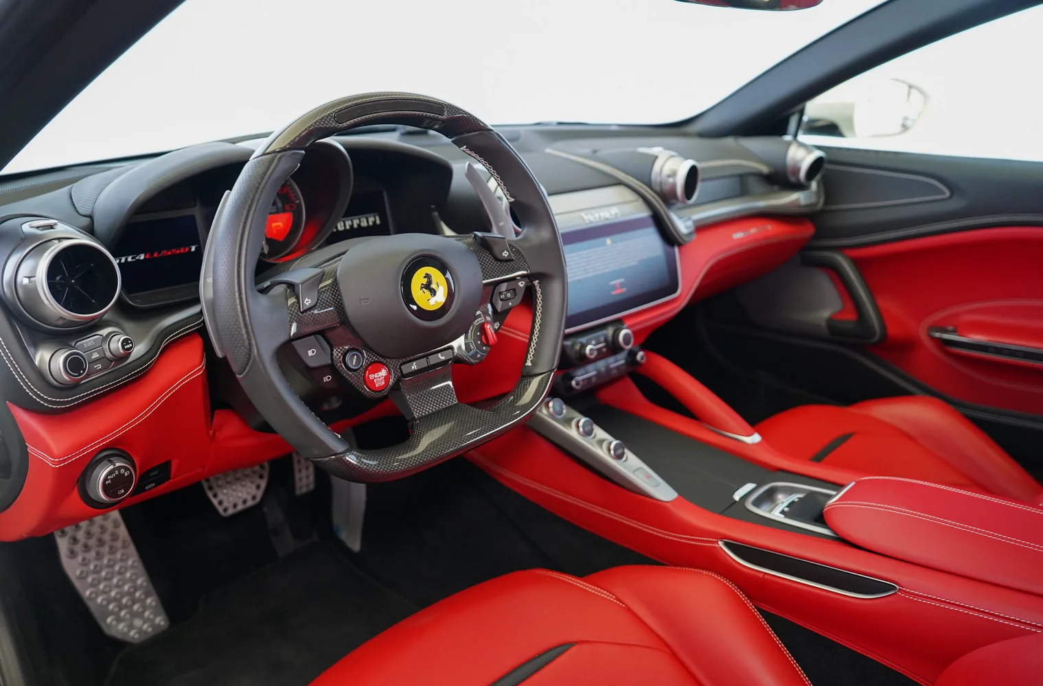2020 Ferrari GTC4Lusso T, 8/15