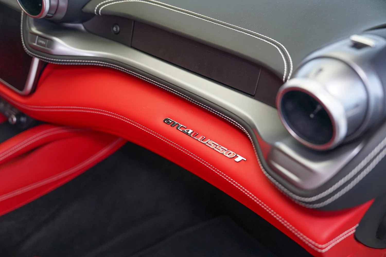 2020 Ferrari GTC4Lusso T, 10/15