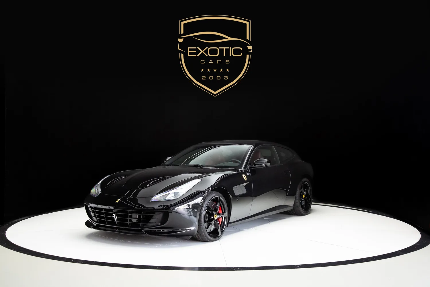 2020 Ferrari GTC4Lusso T angeboten von einem Fachhändler in Dubai, Vereinigte Arabische Emirate, Hauptfoto