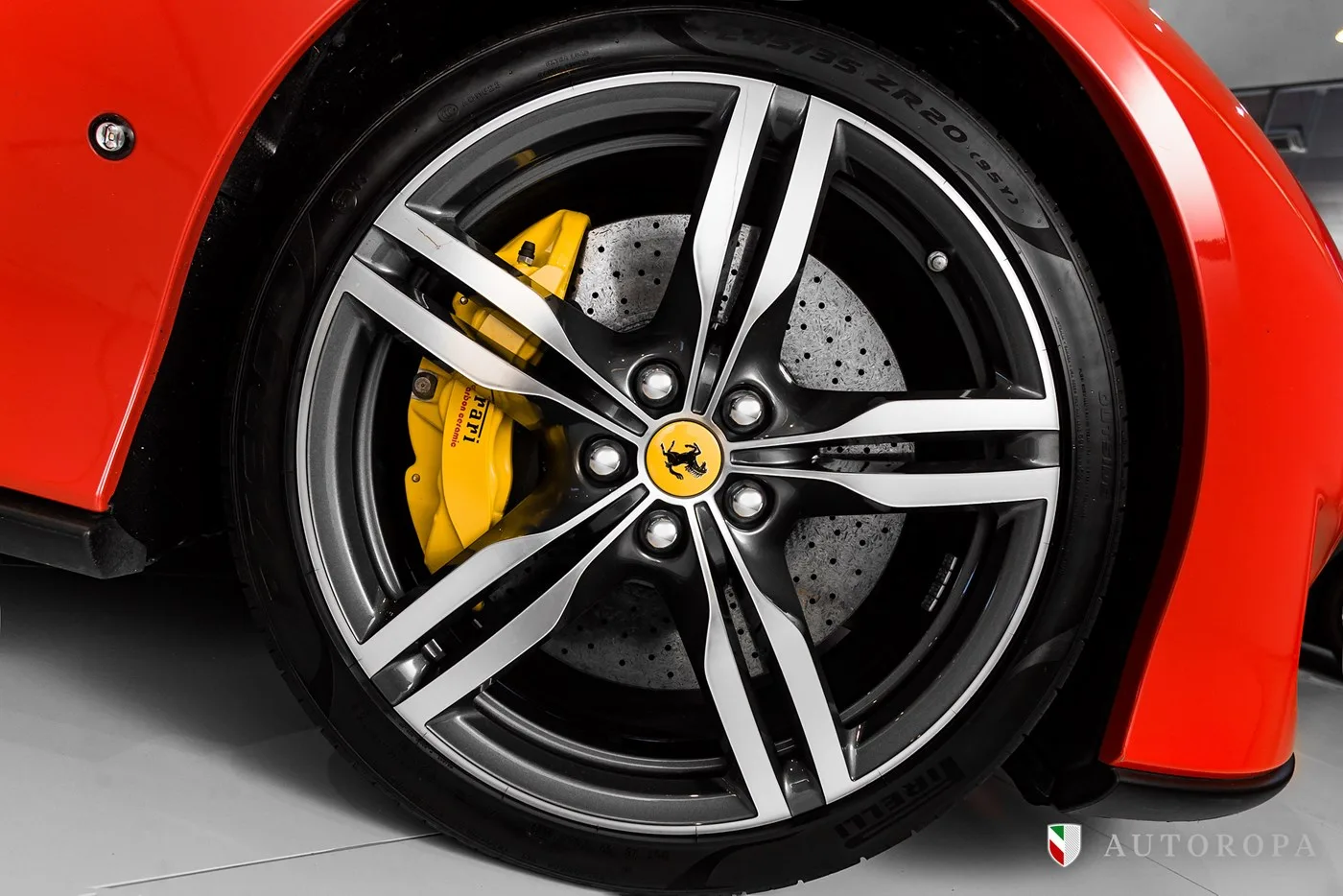 2020 Ferrari Portofino angeboten von einem offiziellen Ferrari und Maserati-Vertragshändler in Arlöv, Schweden, Foto 10 von 10